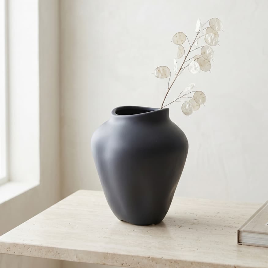 Vaso Decorativo em Cerâmica Azul Petróleo 22cm – Elegante e Moderno