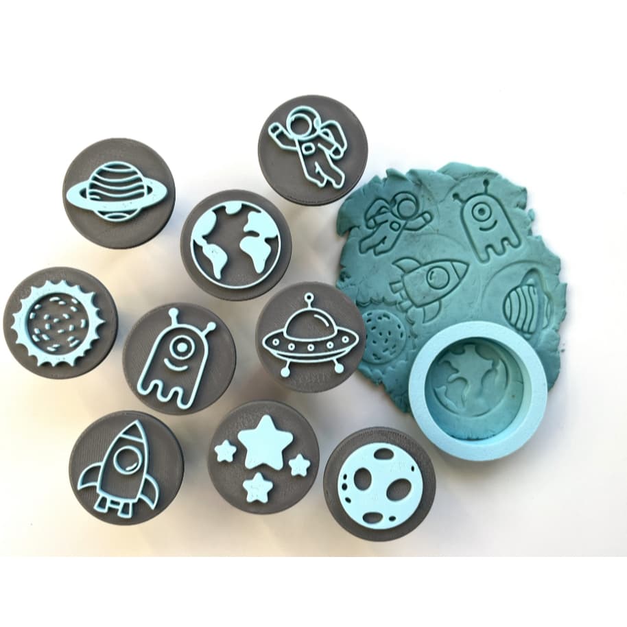 Kit 5 Cortadores de Biscoito Infantil Espaço Universo Planetas Astronauta 6cm Cortador Bolacha Massinha Pasta Americana