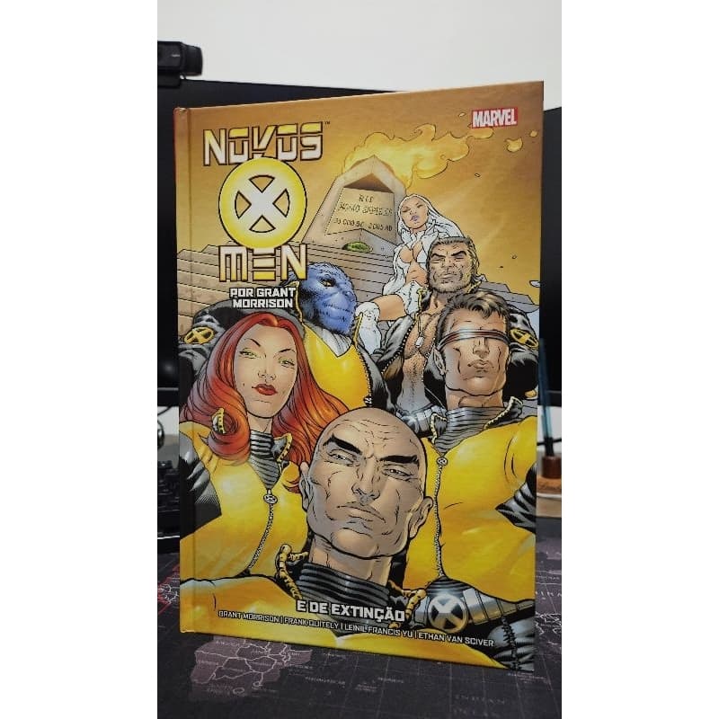Novos X-Men por Grant Morrrison (capa dura)