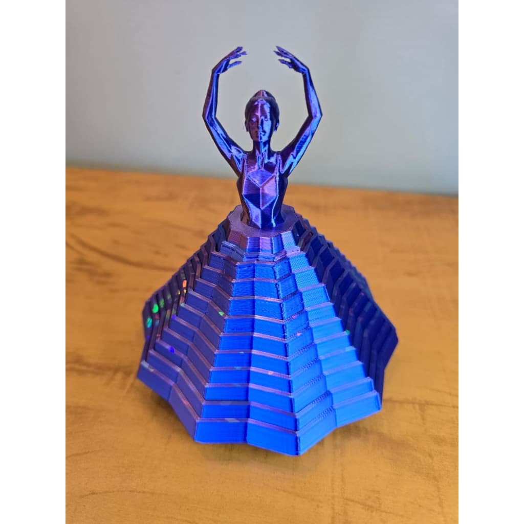 Bailarina Articulada Sensorial em Impressão 3D