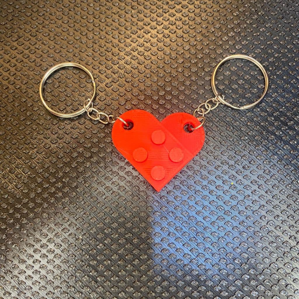 Chaveiro Casal Coração Tijolinho 2 Peças Kit para Namorados Amizade Leve Resistente Presente Criativo Dia dos Namorados