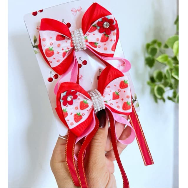 Par de laços Moranguinho infantil vermelho / laço de cabelo para bebe e menina / acessorio para crianças