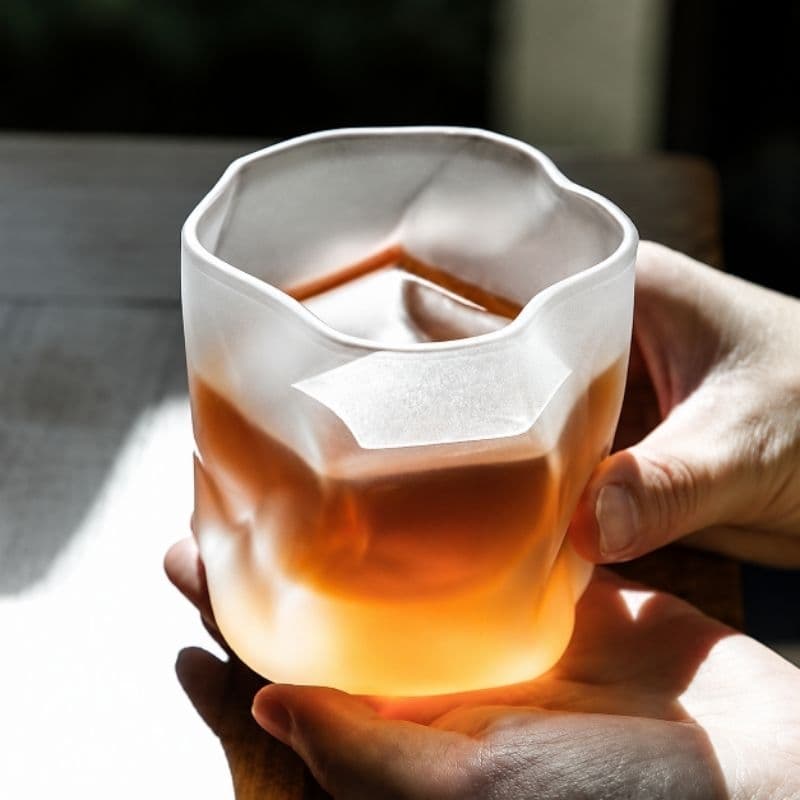 Copo De Vidro Temático C/Formato Irregular Fosco - Whisky, Vinho, Suco Criativo Resistente 300ml