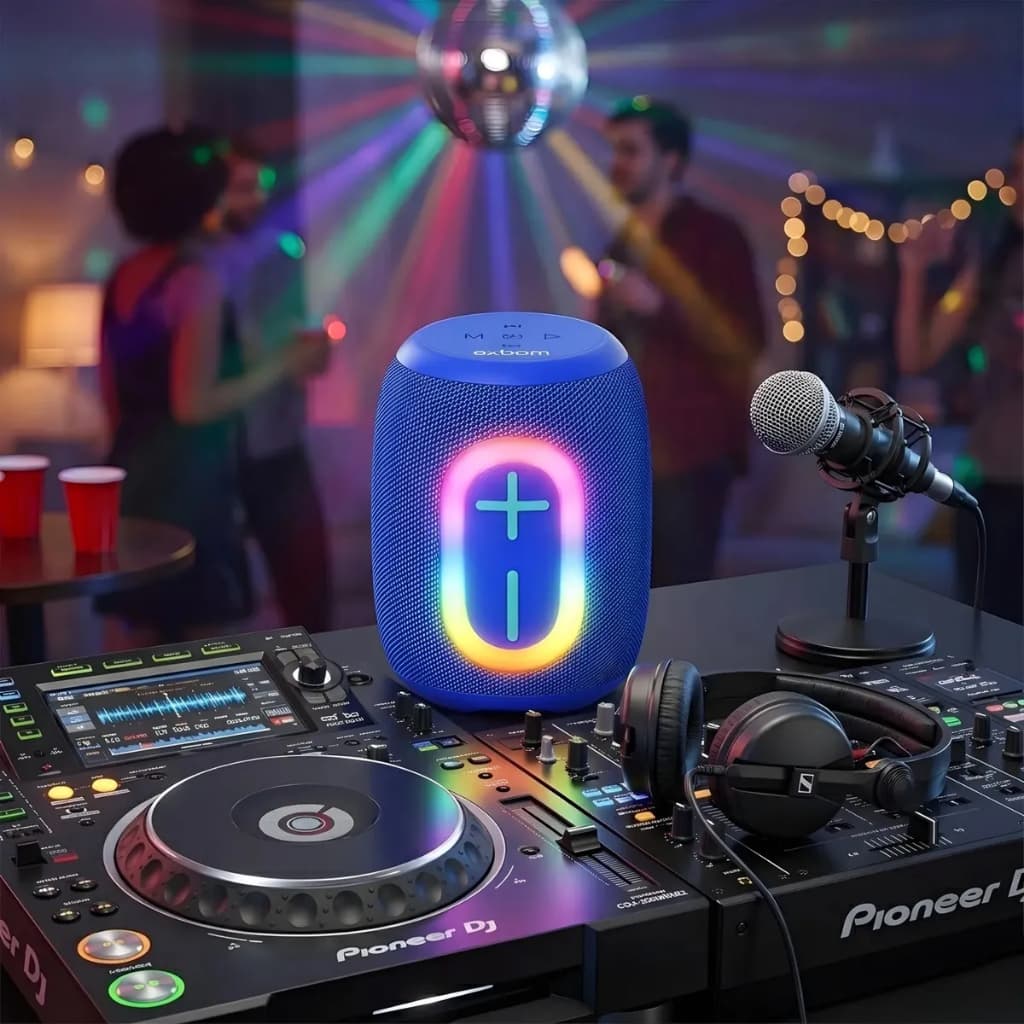 Caixa De Som Portátil Bluetooth Exbom CS-M31BT-MAX LED TWS