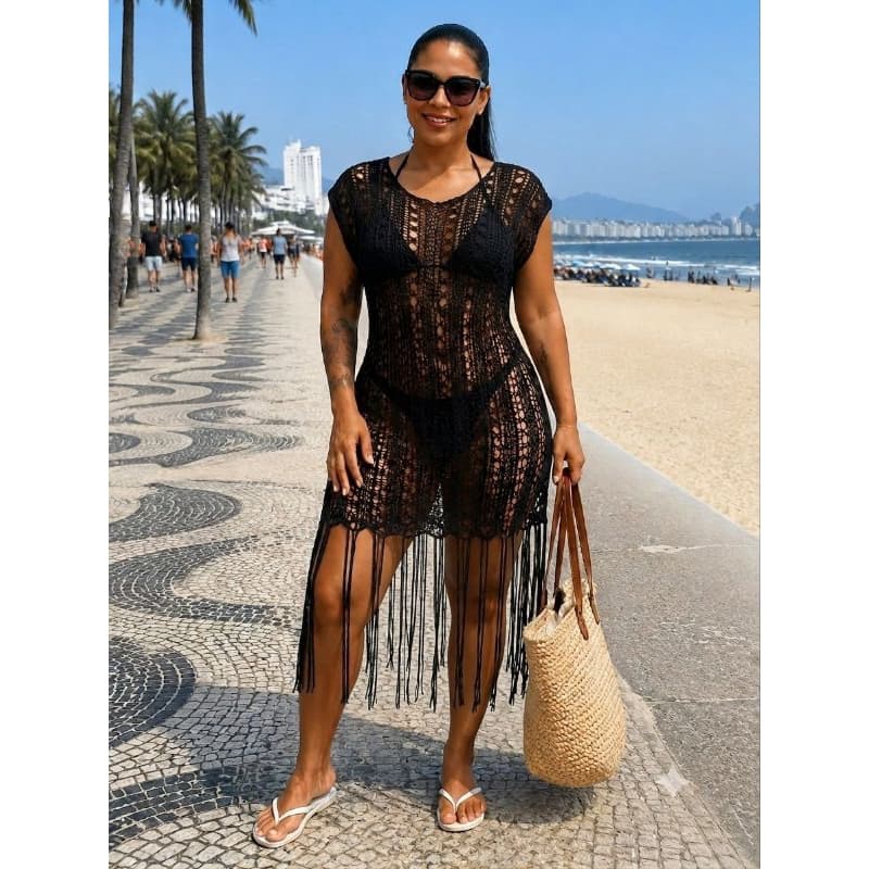 Vestido com franja, saída de praia ,no tricô,modelo tendência até o GG.Confortavel e estilosa.