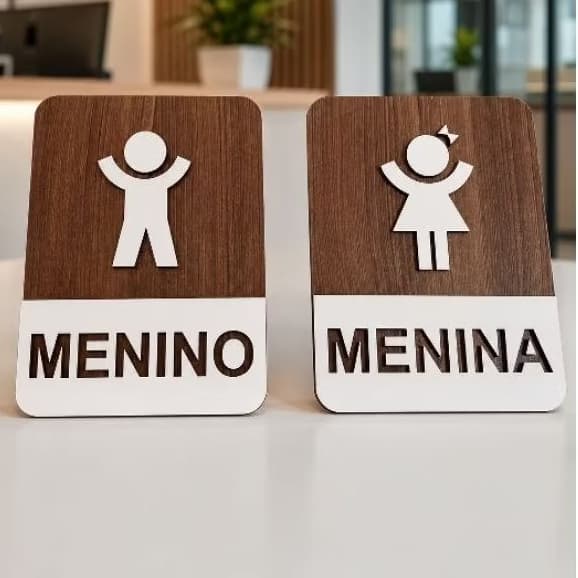 kit duas placas de sinalização banheiro, menino menina