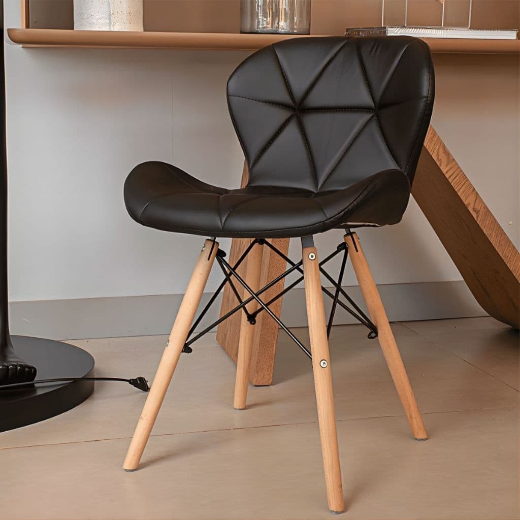 Cadeira Charles Eames Eiffel Slim Wood Estofada de Jantar Penteadeira Couro Sintético