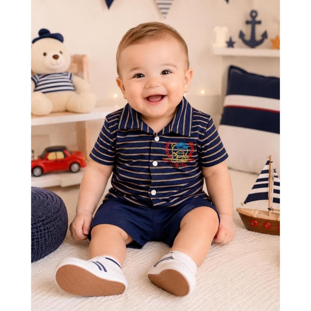 Conjunto Bebê Camisa gola Polo e Shorts Estilo Mauricinho Listrado com bordado - Camiseta Baby RN