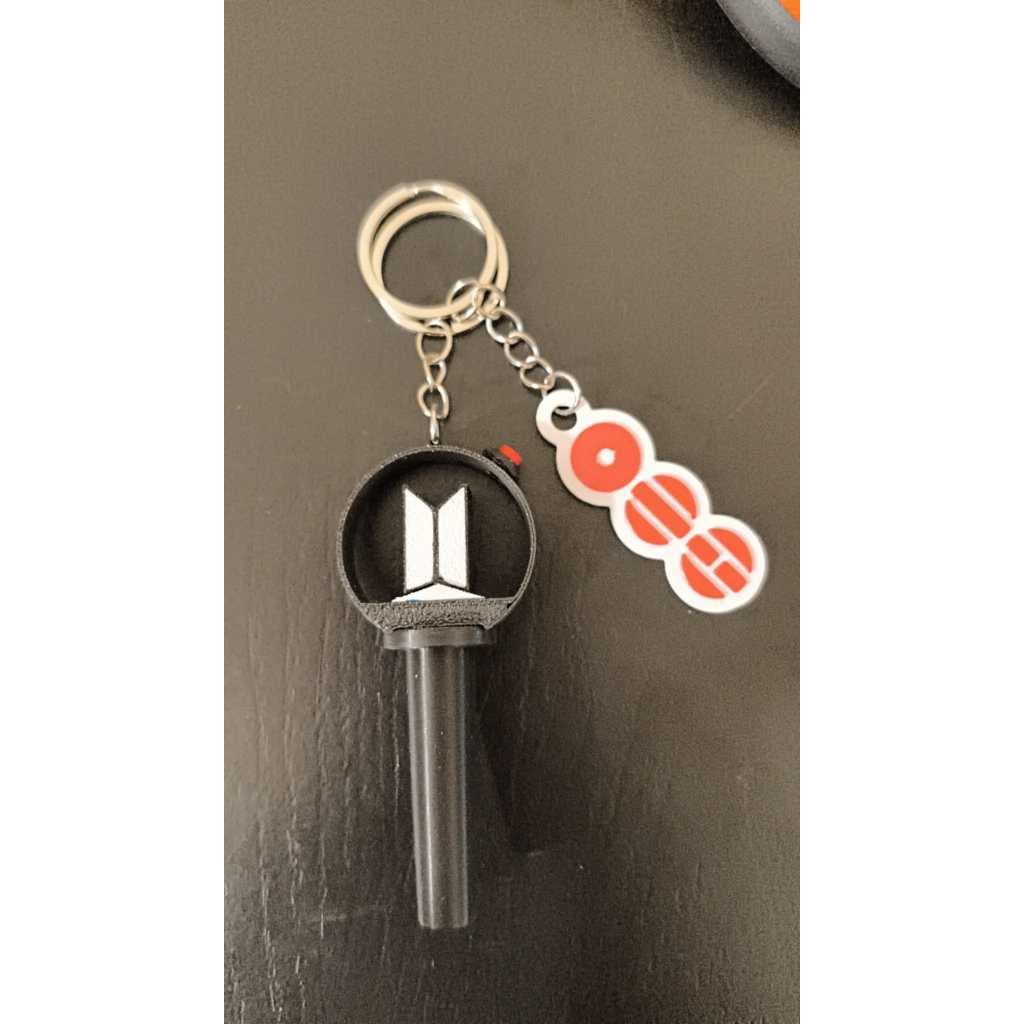Chaveiro Lightstick BTS Army Bomb Decorativo K-Pop Colecionável