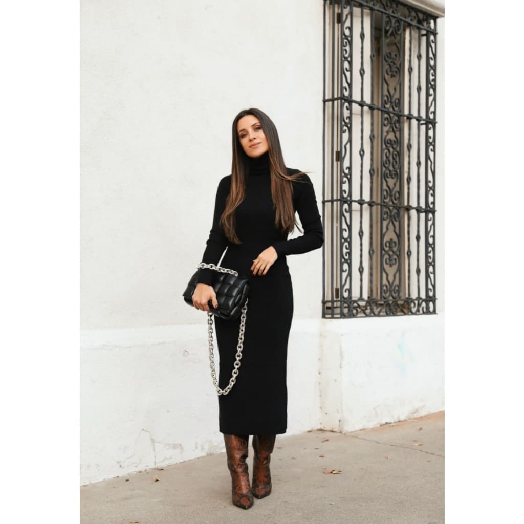 Vestido Longo Gola Alta Canelado Feminino com Fenda para Casamento Jantar e Eventos Especiais