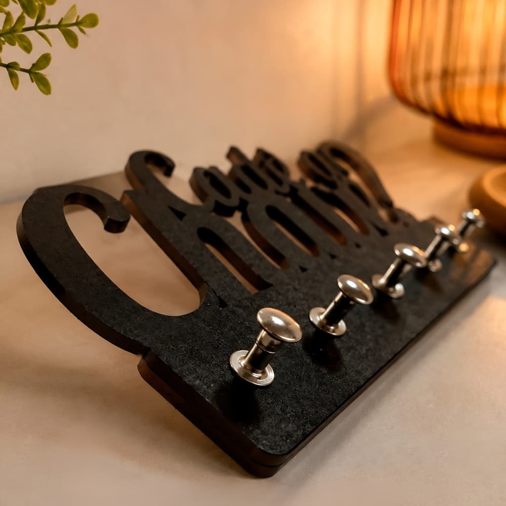 Porta Chaves Chaveiro Decorativo de Parede Cadê a Chave em MDF Preto 5 Suportes