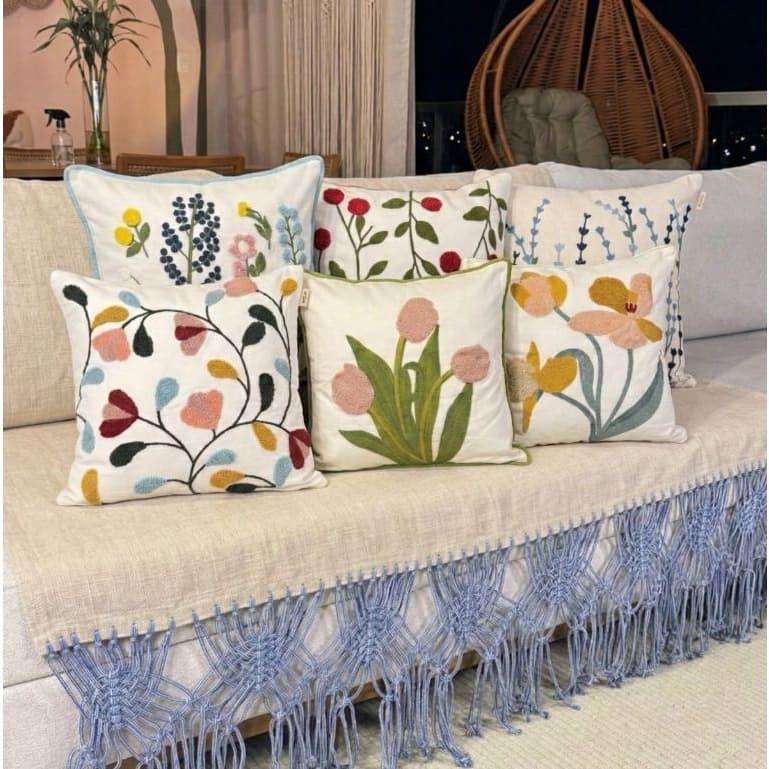 Kit Capa de Almofada 45x45 Bordada Floral Decorativa Moderna para Sala e Sofá