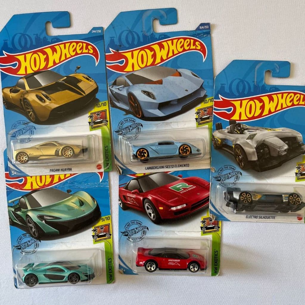 Carrinho Hot Wheels Mattel Miniaturas - Original - Coleção HOT TRUCKS