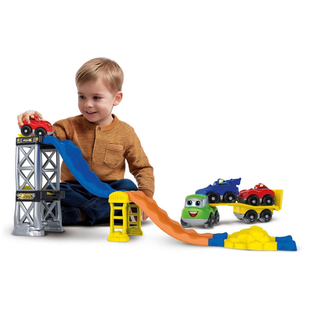Pista De Carrinhos 3 em 1 Maral Ramp Racer Team Colorida com 1 Caminhão Cegonha e 2 Carrinhos 42 Pçs