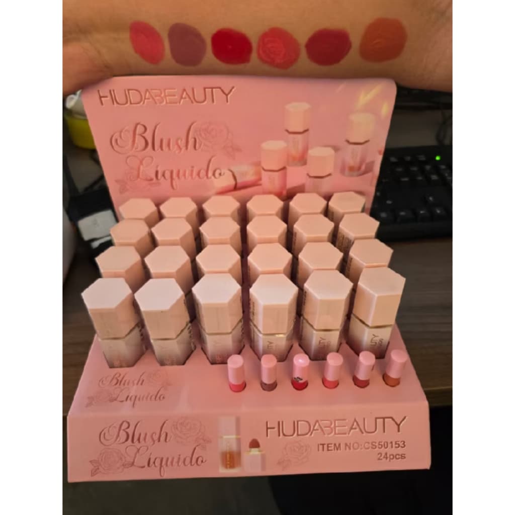 HudaBeauty Creme Blush Líquido 6 Cores Veludo Liso Mate Rosa com Esponja