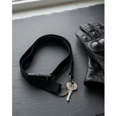 Chaveiro Cordão Preto Motoqueiro Liso Seguro Empresas, Crachá,