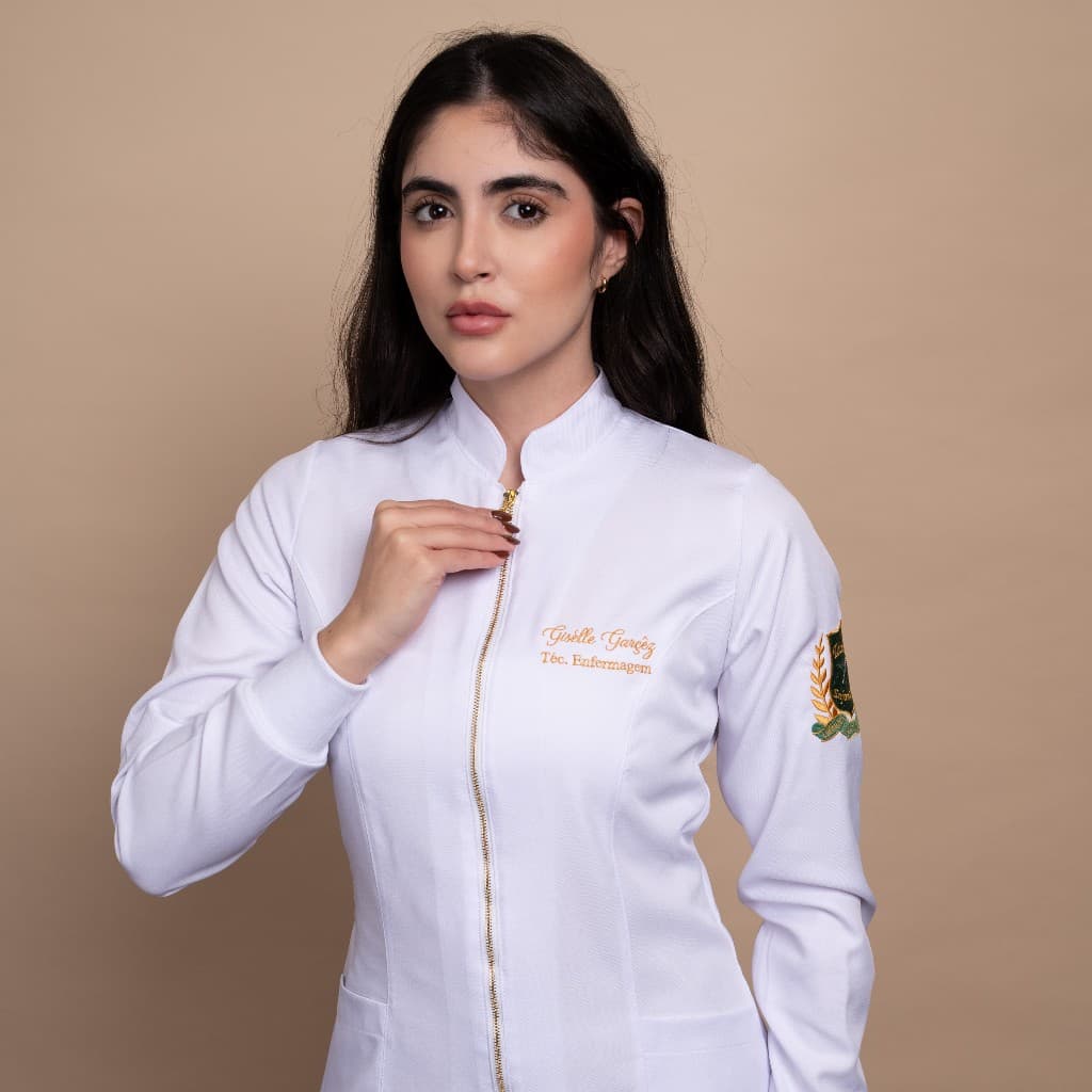 Jaleco Feminino Acinturado Zíper Dourado e Punho Fechado Personalizado