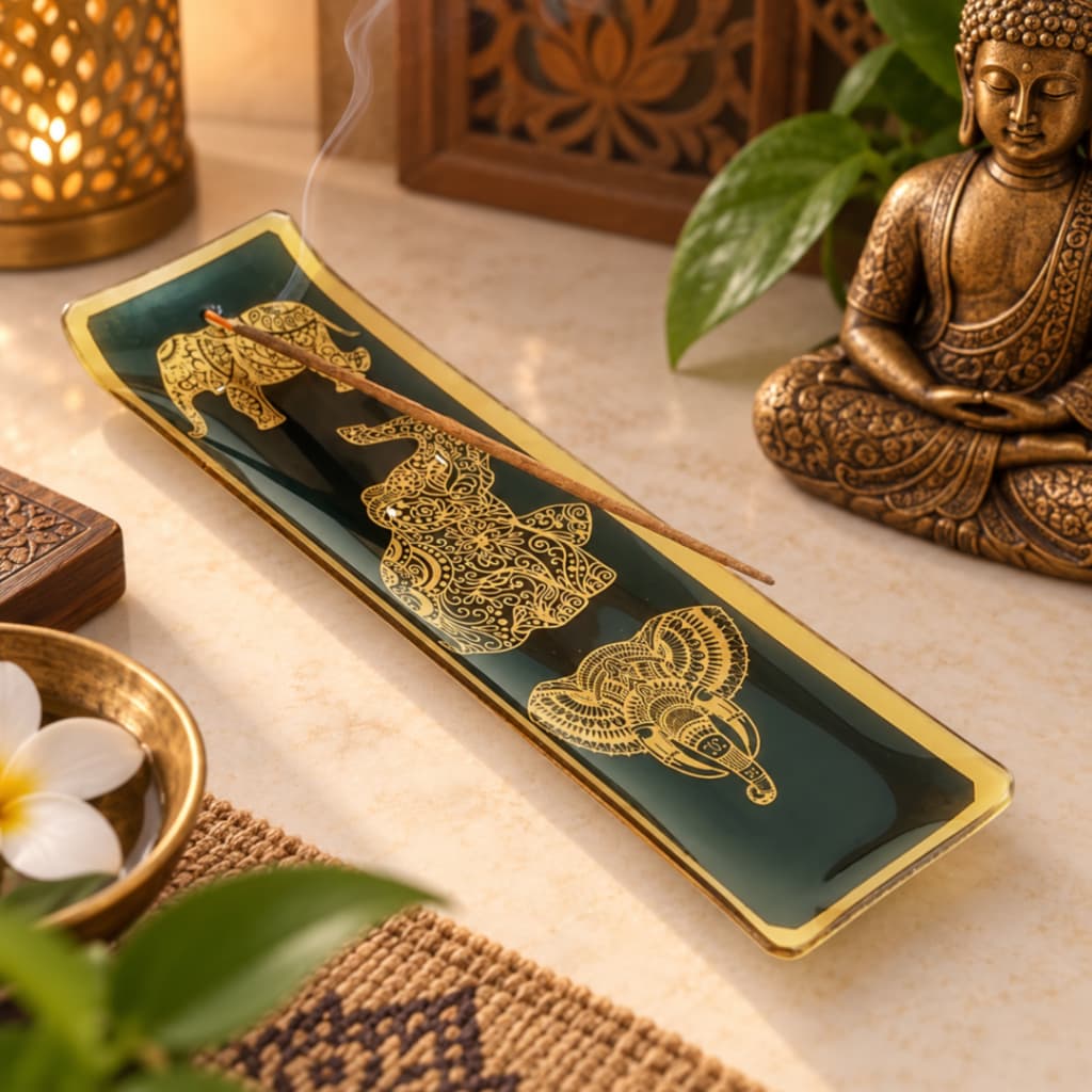 Porta Incenso Retangular Estampa Elefante Indiano nas Cores Cinza Escuro e Dourado