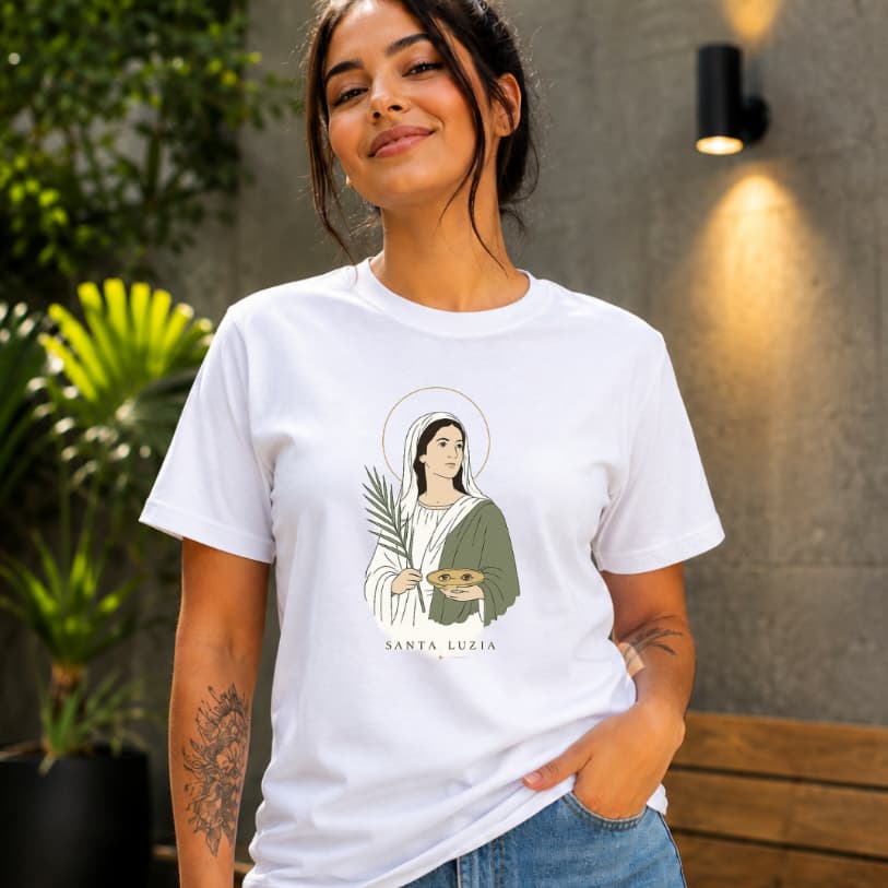 Camiseta Feminina Santa Luzia Religiosa Estampada Manga Curta Gola Redonda Algodão