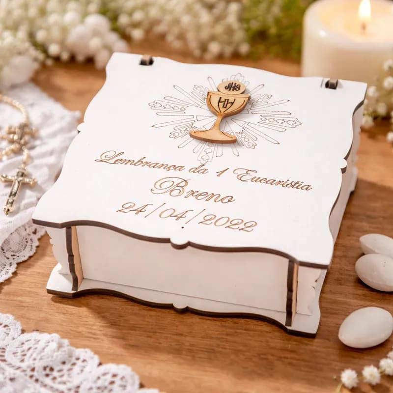 Caixa Lembrancinha 1ª Eucaristia MDF Branca 10x10x5,5 Personalizada