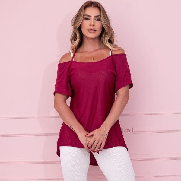 Blusa Fitness Feminina Dry Fit Tapa Bumbum Academia Treino Tiras Cruzadas Costas Camiseta Longa Fit