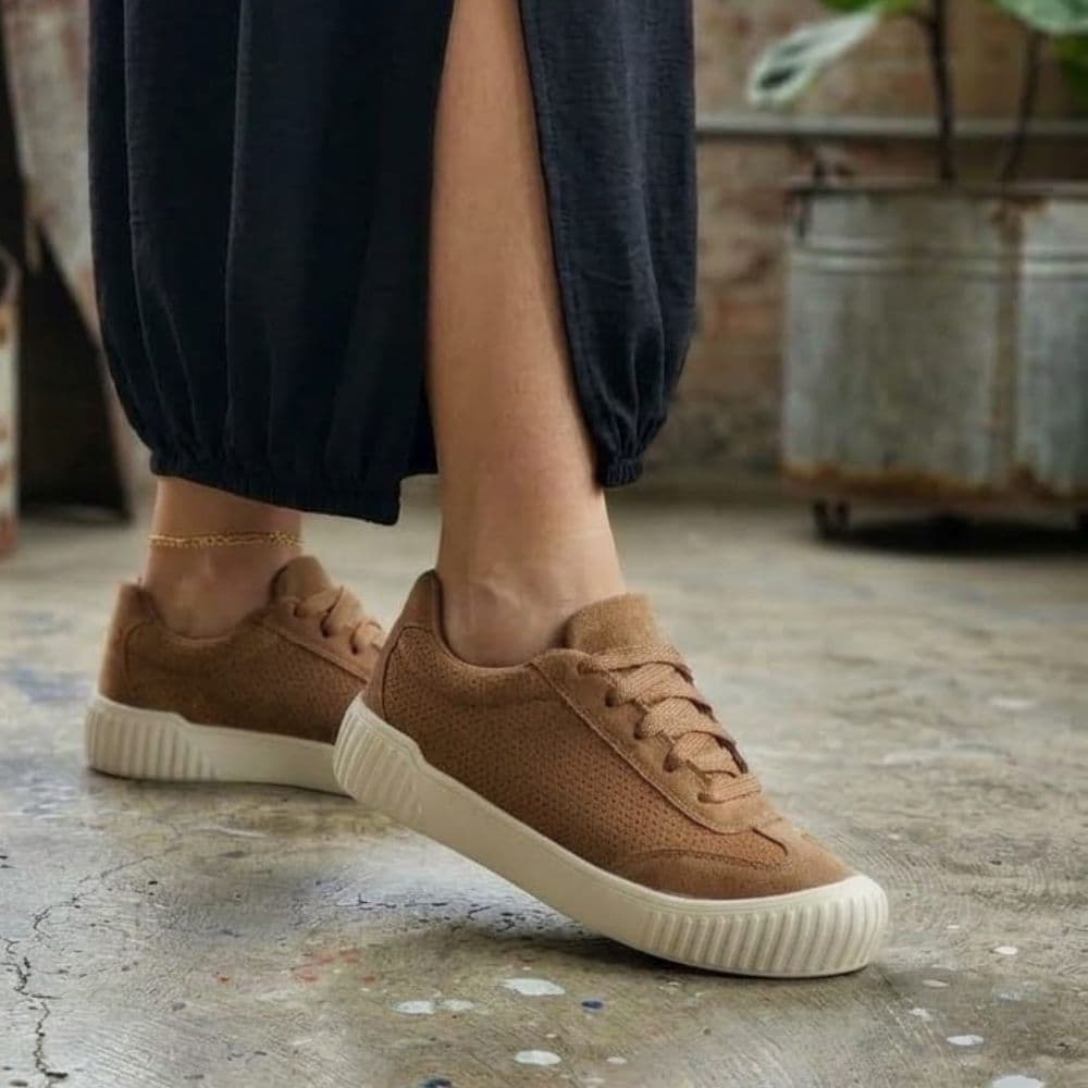 Tênis Sapatênis Slip On Feminino Flatform Perfurado Casual Moderno