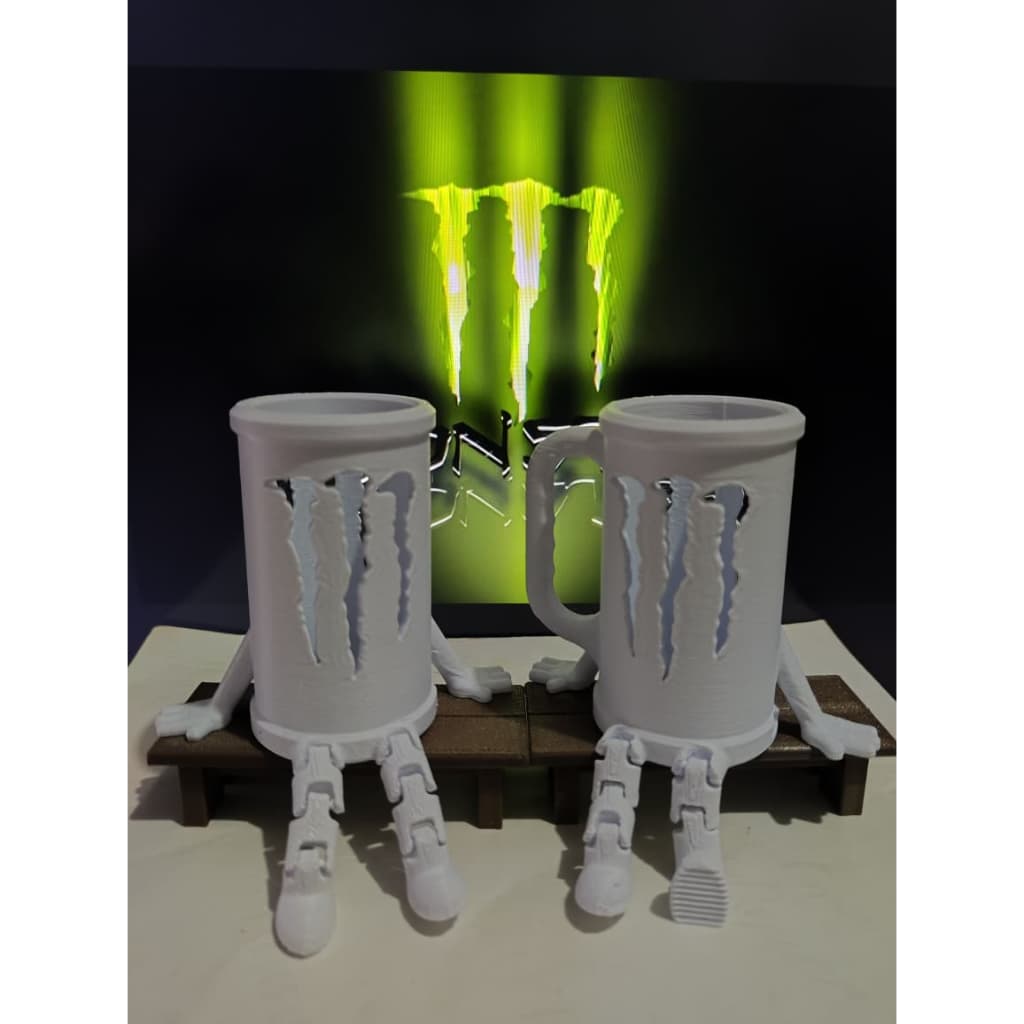 Miniatura Monster Energy Articulada – Decoração Geek & Colecionável