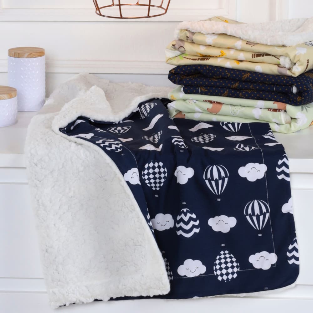 Mantinha Bebê com Sherpa Antialérgico Cobertor Soft Frio Inverno com Tecido Estampado 100% Algodão