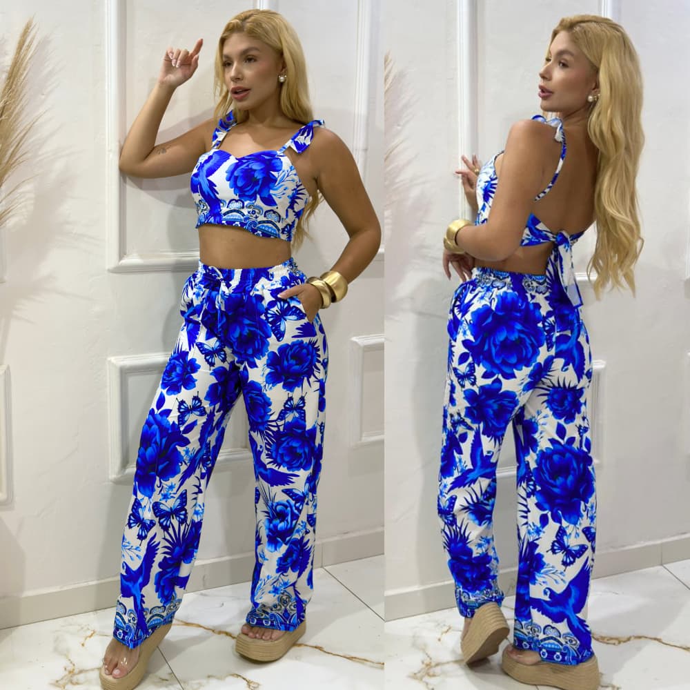 conjunto feminino de duas pecas croped com Alça regulagem 2026  Eleve seu estilo com nosso sofisticado ropa de frio