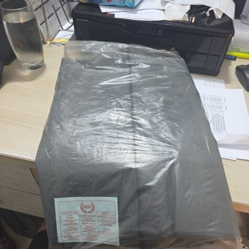 Saco para lixo preto 30 litros 100 unidades