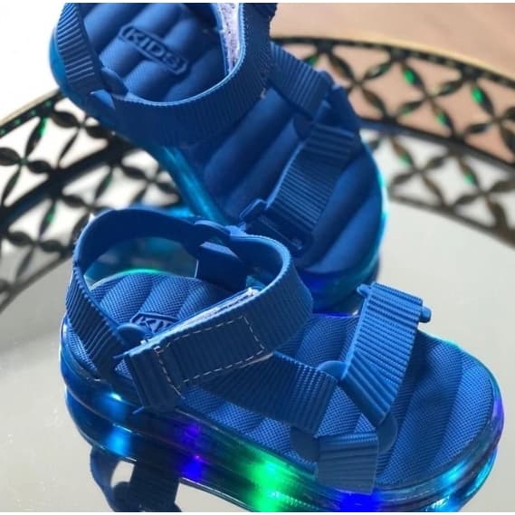 Sandália Com LED azul  Infantil Confortavel Criança Menino Menina Novidade