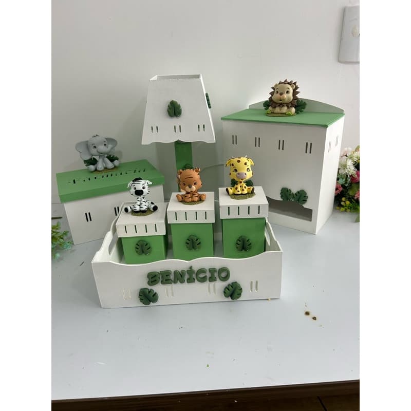 Kit Higiene Bebê Safari MDF Personalizado | Porta Fraldas + Lixeira + Potes Decorados | Tema Safari Luxo