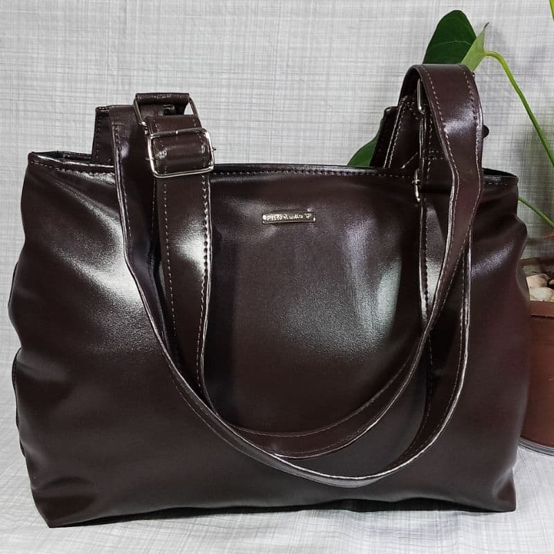 Bolsa Feminina Média, Bolsa Bela, Cabe Caderno Universitário Alças   de Ombro, Artesanal Espaçosa