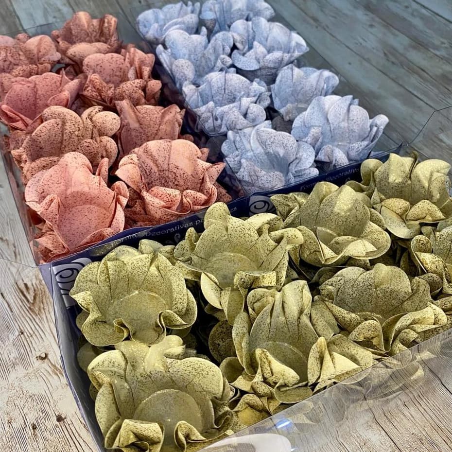 120 forminhas para doces finos cores PRATA, ROSE GOLD ou OURO PREMIUM modelo flor luxo CORES PREMIUM