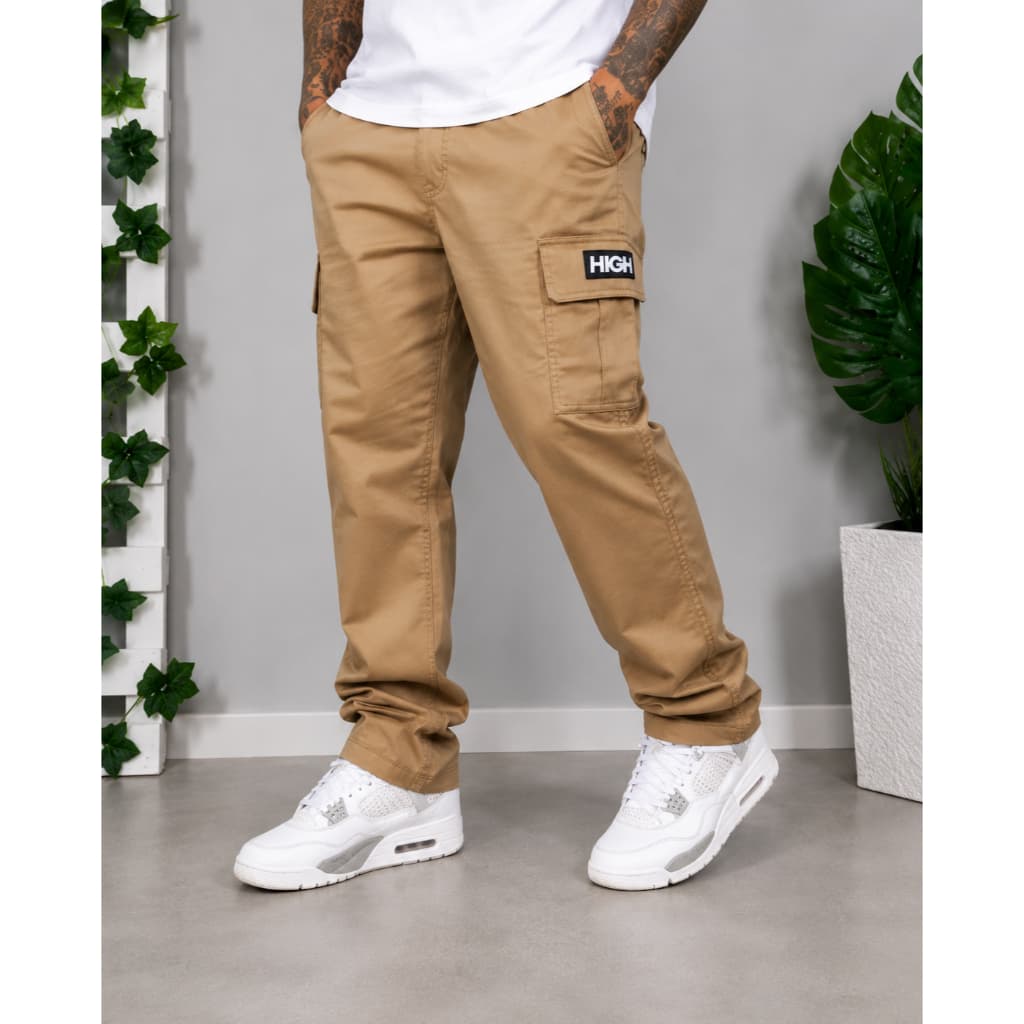 Calça Cargo streetwear  Masculina/Feminina  HI GI – Estilo Skate, 6 Bolsos, Cordão Ajustável preto