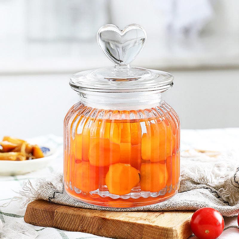 POTE HERMTICO EM VIDRO TRANSPARENTE COM TAMPA CORAÇAO 650 ML