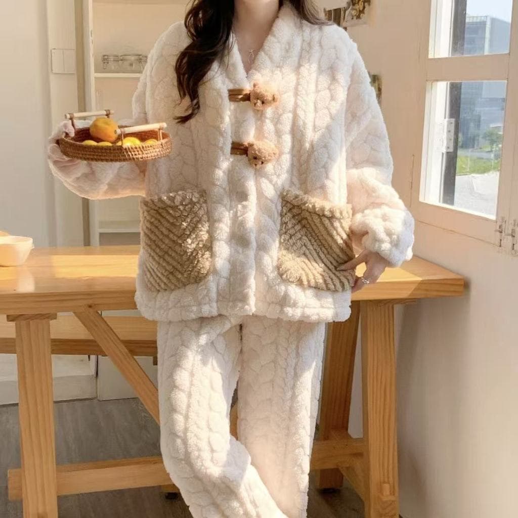 Pijama Feminino Longo Peluciado ESTILO COREANO DE URSINHO COM BOLSAS Inverno Manga Longa E Calça  Quente E Macio 5675