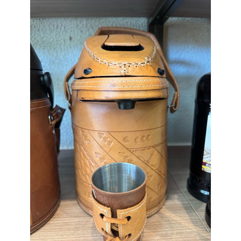 garrafa térmica encourada inox 2,5L