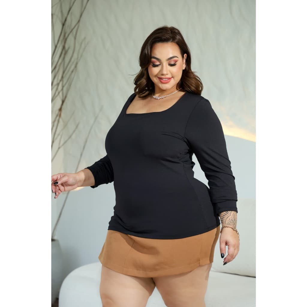 Blusa Manga Longa Plus Size Feminina Suplex Forrada Decote Quadrado Não Transparente