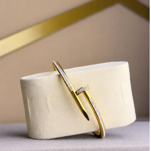 Bracelete Prego Cravejado em Aço Inoxidável 316L Dourado ou Prata