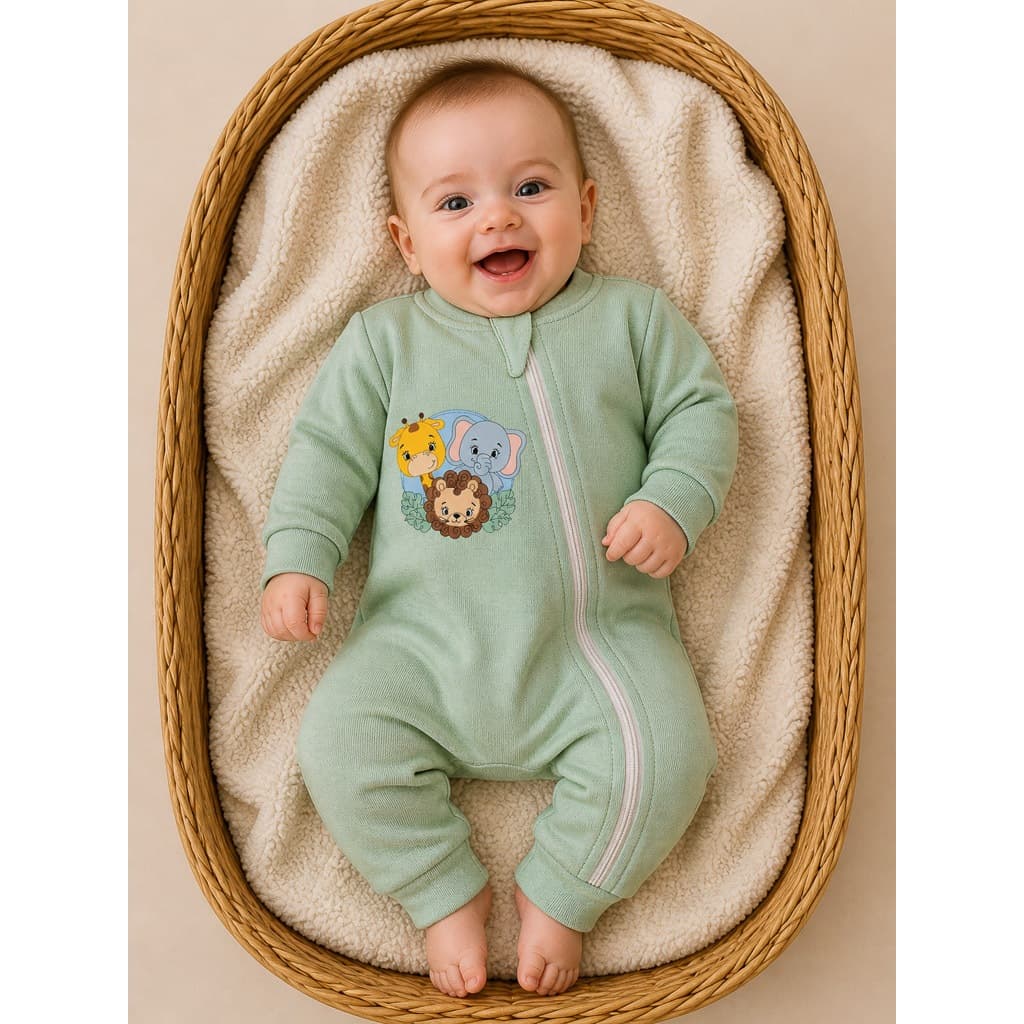 Macacão Bebê Selva Menino em Suedine 100% Algodão – Conforto e Aventura para o Seu Pequeno! 🐘🦒