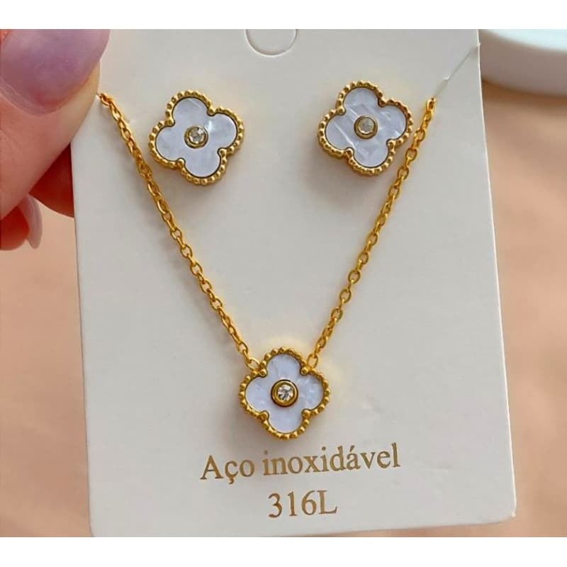 Conjunto Gargantilha e Brinco Trevo com Madrepérola e Zircônia Aço Inoxidável.