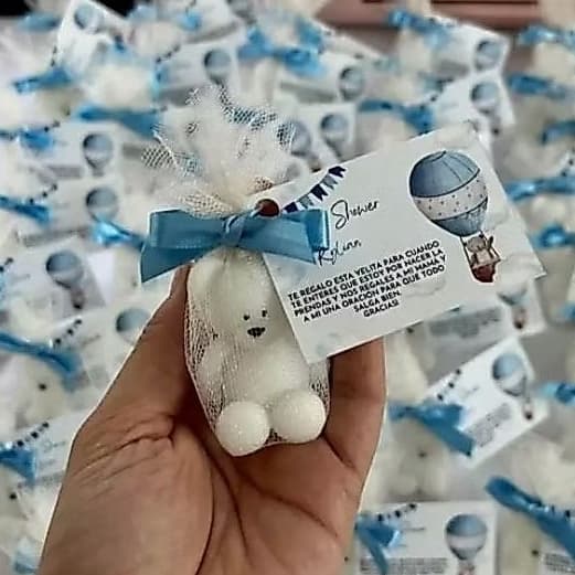 vela em formato de urso, lembrancinha para aniversário, chá de bebê e chá revelação.