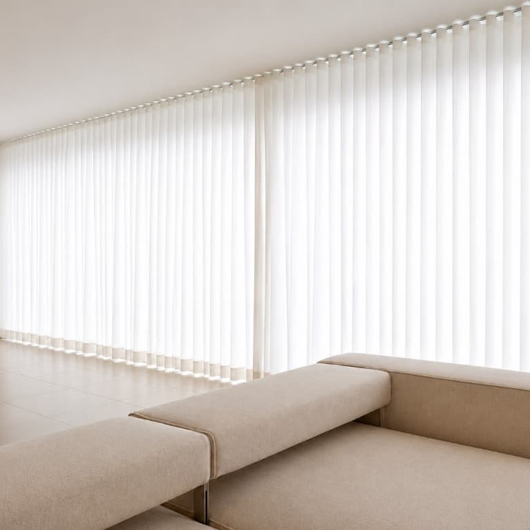 Cortina De Voil C/ Forro Microfibra Para Trilho Suíço Max Sala E Quarto