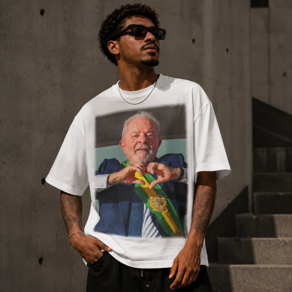 Camiseta Masculina Estampa Política Presidente Brasil Coração Oversized Unissex Manga Curta Algodão