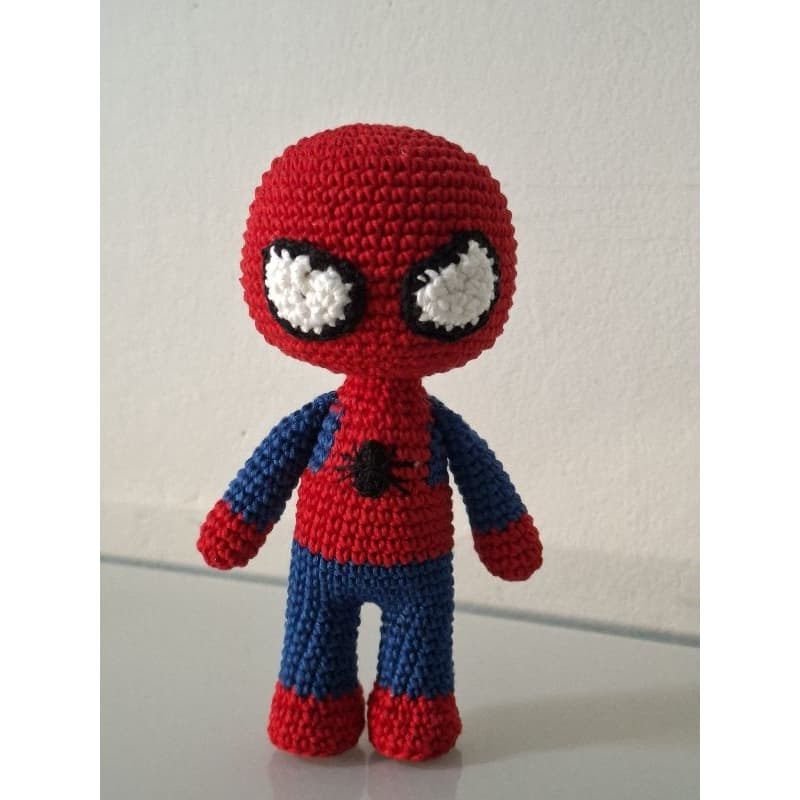 Amigurumi Homem Aranha de Crochê