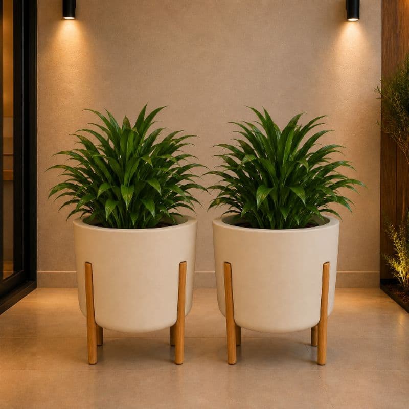 Kit 2 Vasos Nórdicos M com Pés de Madeira Polietileno Premium para Plantas Decoração