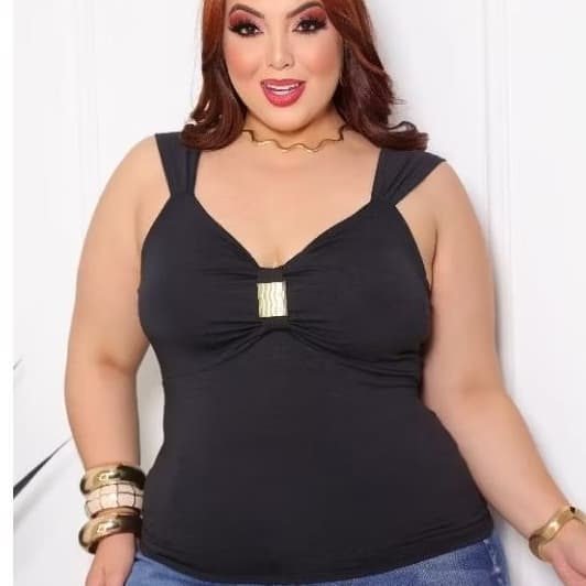 Blusa Cropped plus size Feminina Regata com Detalhe Dourado No Busto Confortável e Elegante