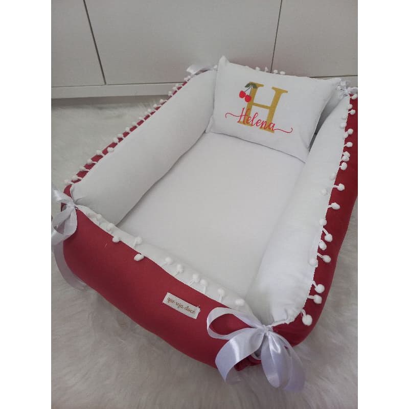Kit Ninho com travesseiro personalizado e Almofada Amamentação Cereja