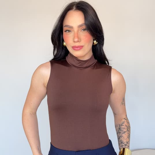 Body Feminino Cavado Gola Alta Poliéster Premium Confort